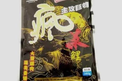 野钓鲤鱼有哪些饵料比较好用，蚯蚓、玉米、红薯均为不错的选择